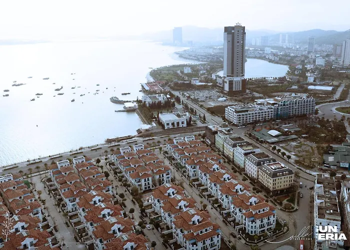 Villa Hoai An - Biet Thu 7 Pngu - 100m Den Bai Bien Ha Long
